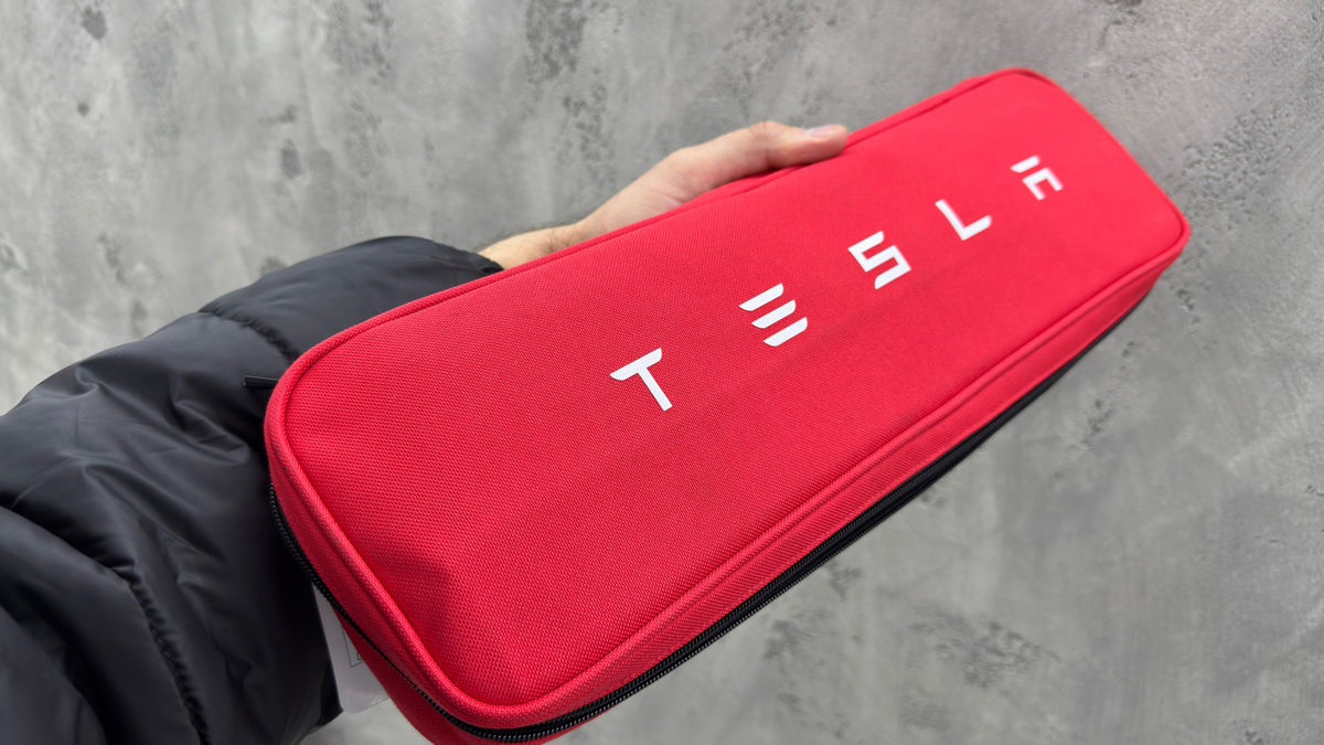 Аптечка Tesla (Аптечка + Жилет + Знак) / Набор Тесла Оригинальный набор безопасности