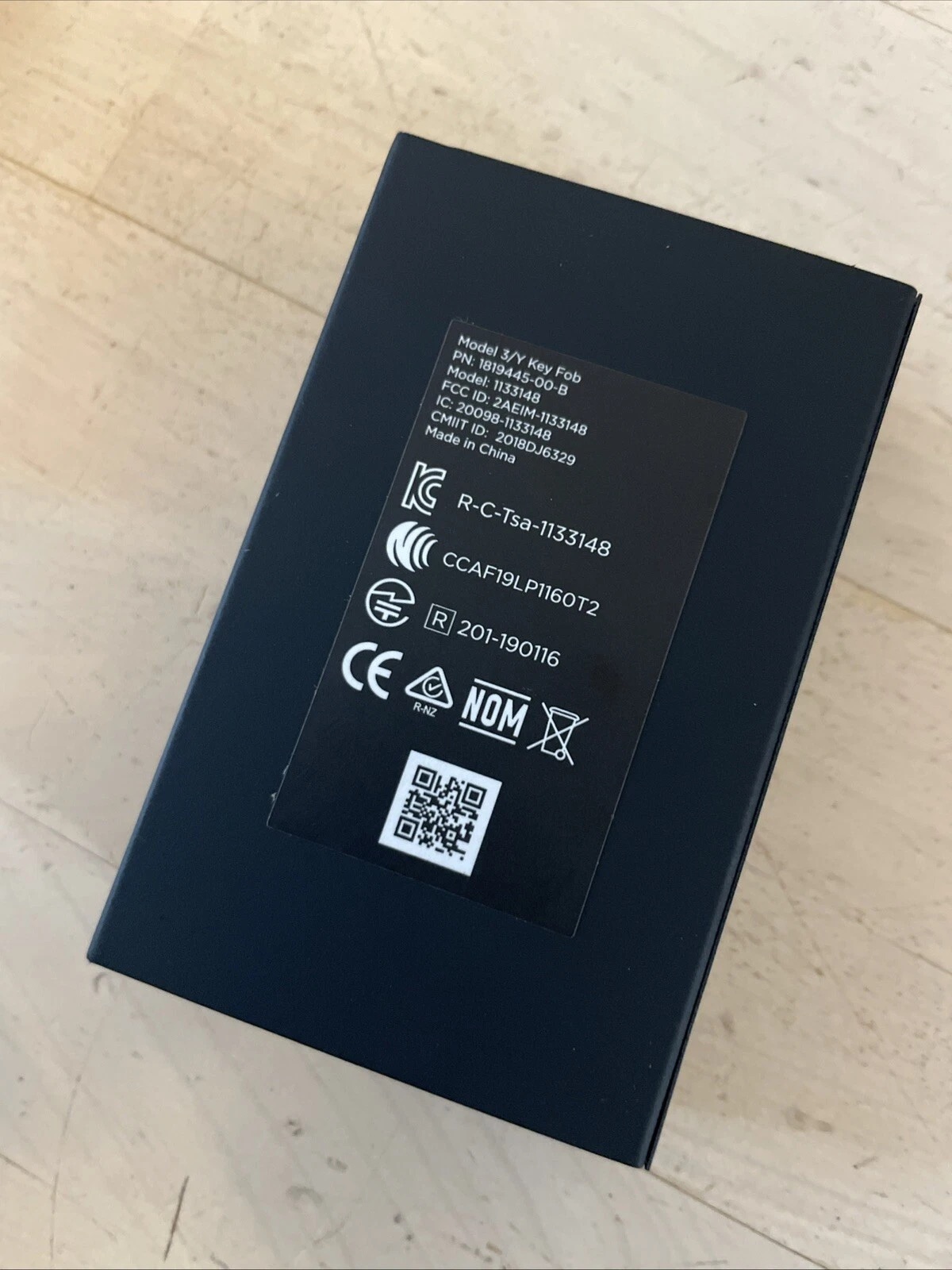 Telecomanda cheie Tesla Key Fob originală pentru Model 3 Y — 2
