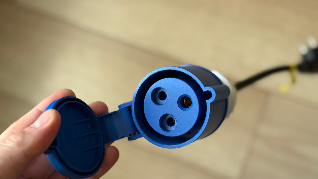 Adaptor - adaptor de la priză de putere (32A) la fișă euro (16A) pentru încărcarea Tesla Mobile — 2
